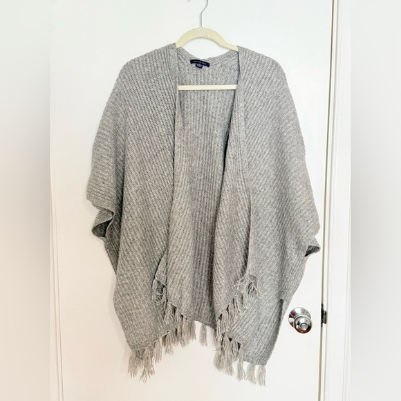 American Eagle Outfitters Sweaters - American Eagle Outfitters Light Gray Cardigan